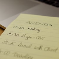 Kores memoblok notes gelinieerd 100x150mm 100vel geel N46510-3